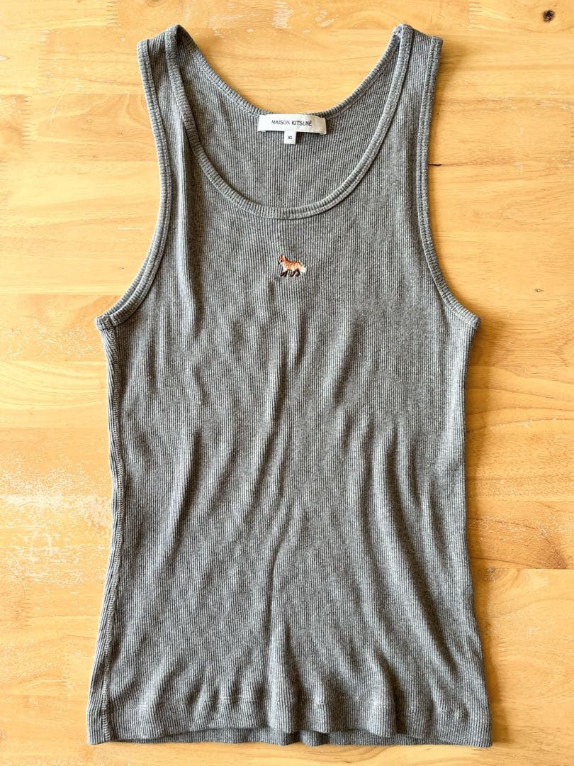 ほぼ未使用 完売品 Maison Kitsuné グレー タンクトップ XS