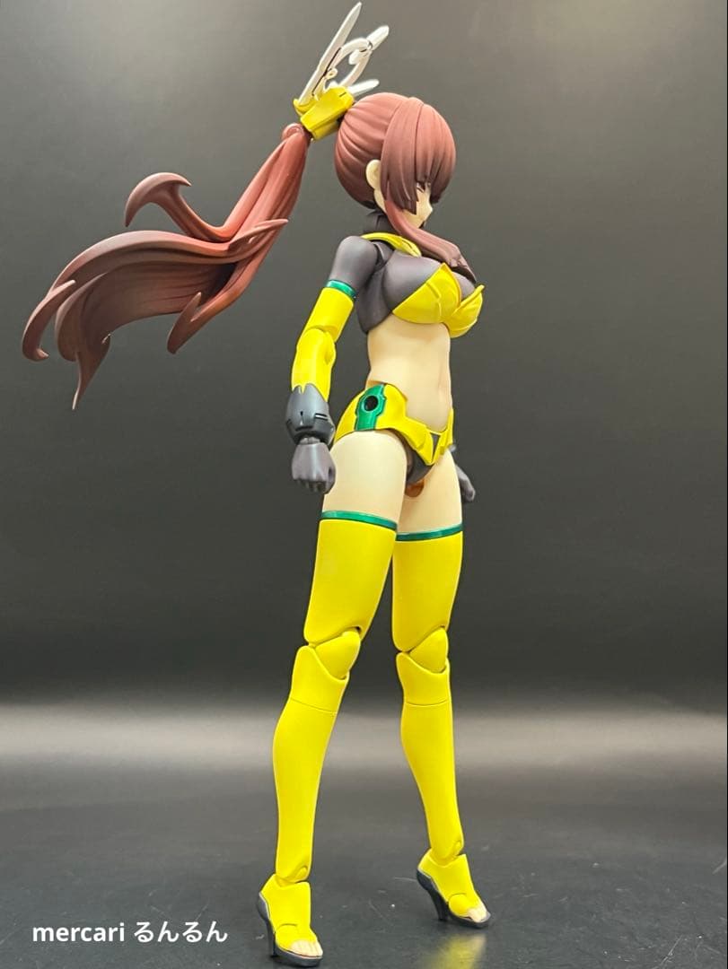 メガミデバイス　皇巫アマテラス日蝕　アメノウズメ 陽光カラー 塗装完成品