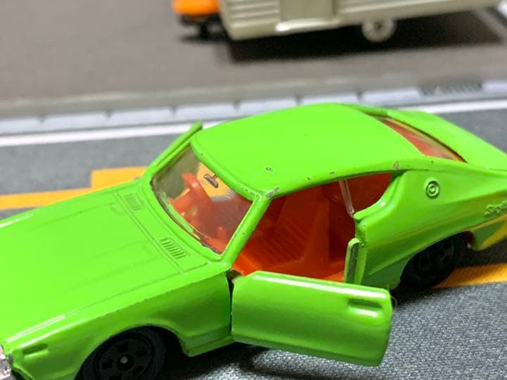 黒箱　トミカ  スタント特注　日産　スカイライン2000GT-X ライムグリーン