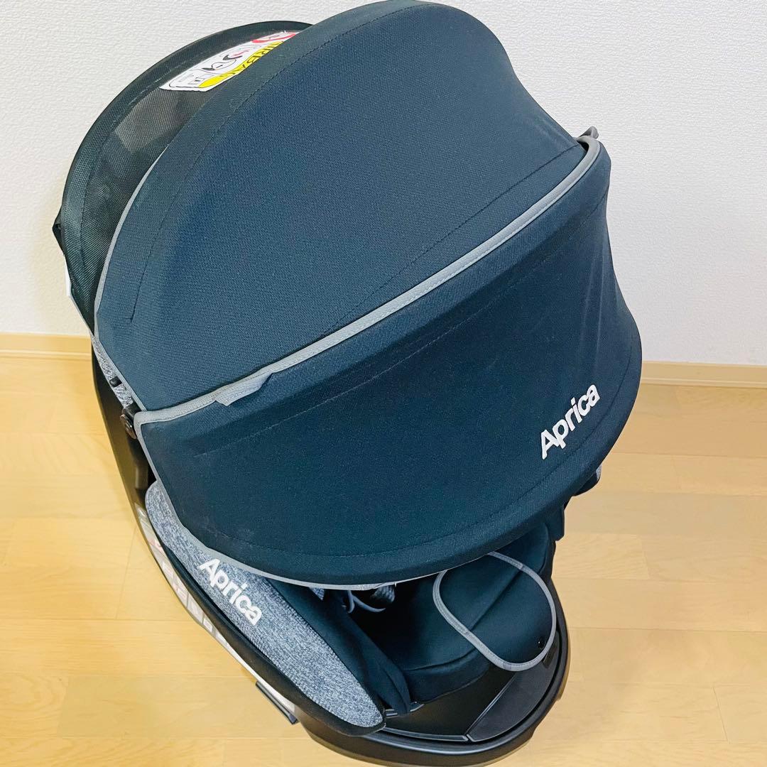 美品✨　Aprica チャイルドシート フラディアグロウISOFIX AC 黒