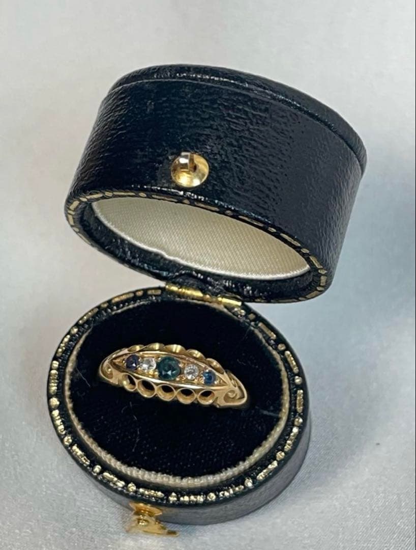 英国　イギリスアンティーク　18ct 18金　サファイヤリング