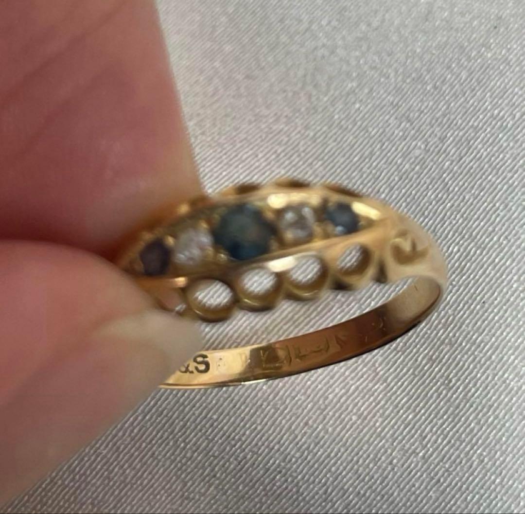 英国　イギリスアンティーク　18ct 18金　サファイヤリング