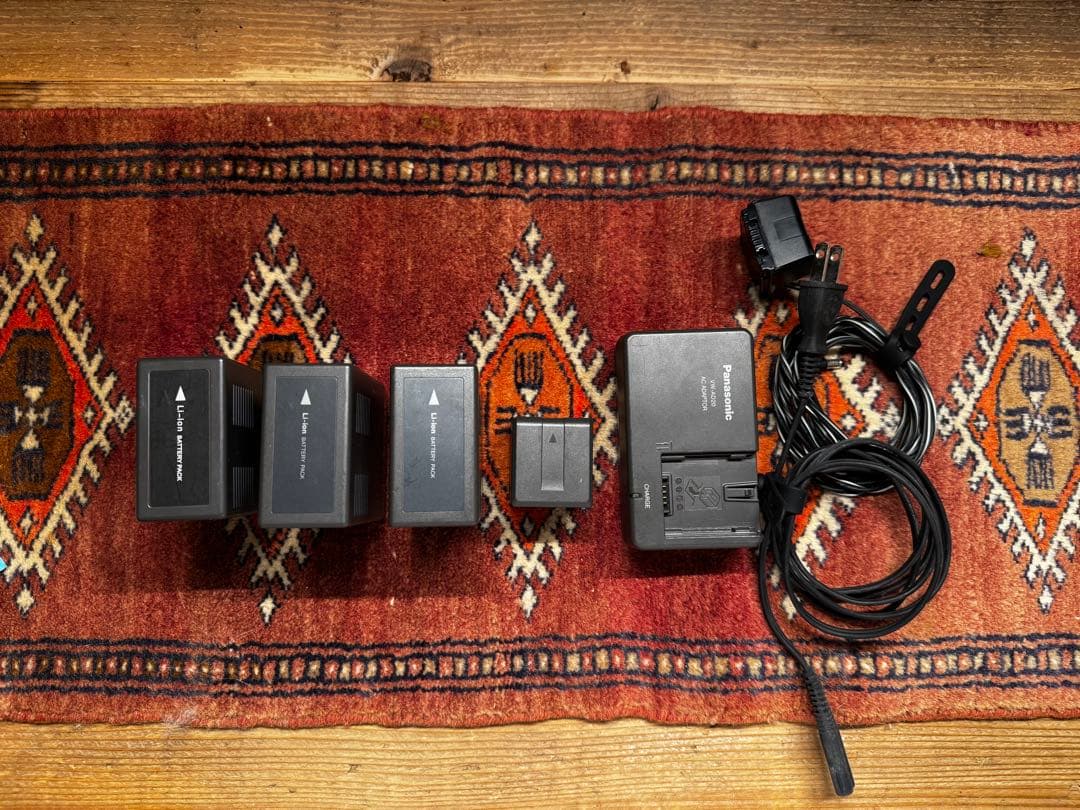 Panasonic ｜ AG-HMC155 + 複数バッテリー・カメラバッグ