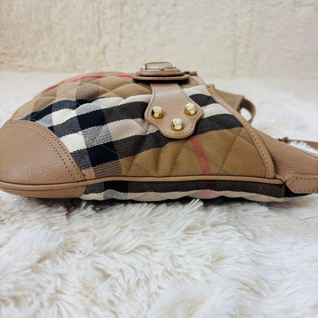 超美品 Burberry ショルダーバッグ キルティング ノヴァチェック