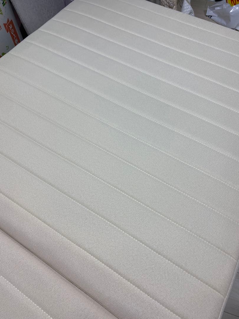 【ショート丈・シングル】分割式マットレスベッド（ボックスシーツ付き）