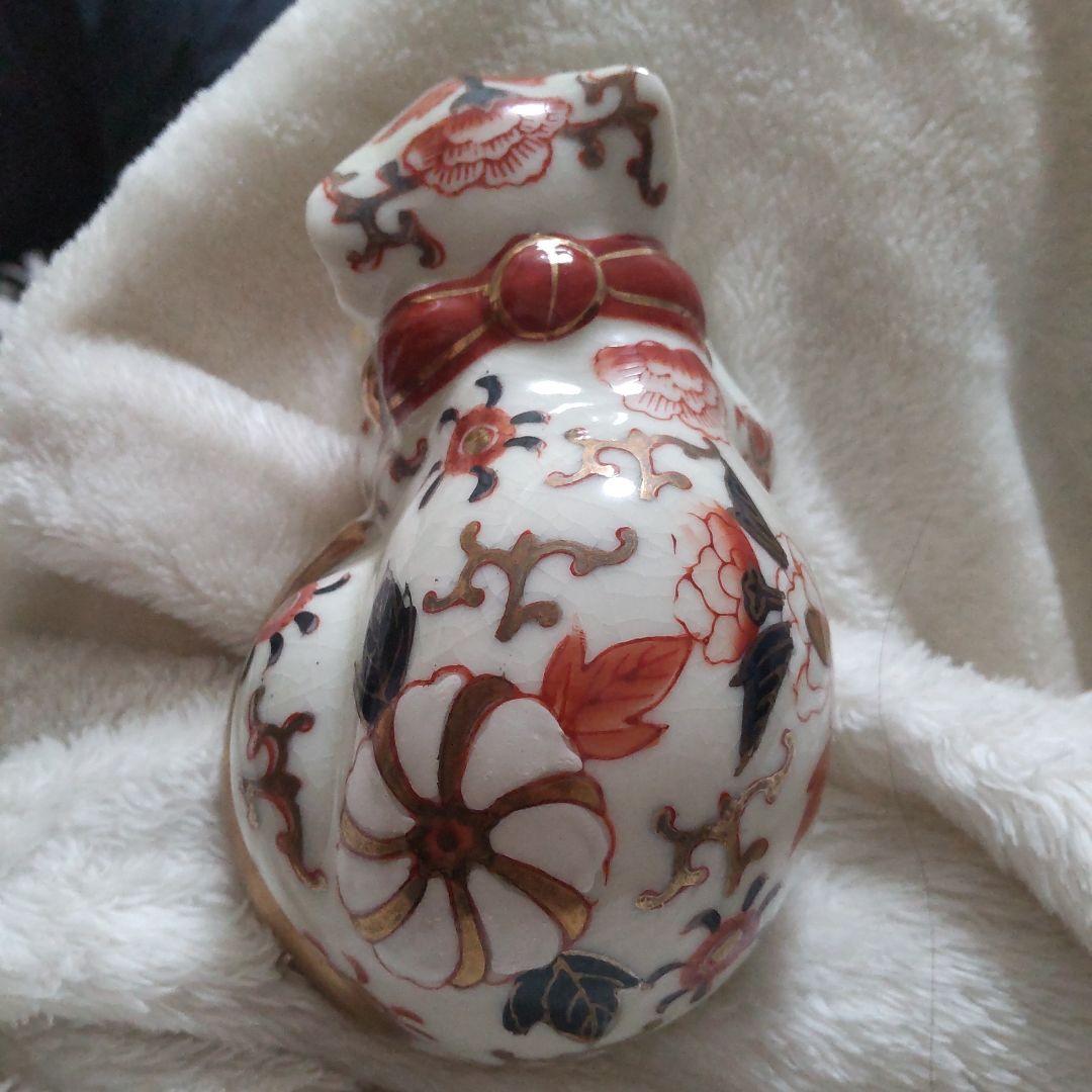 最終値下げ　伊万里焼の眠り猫　陶器　置物　美品　レトロ