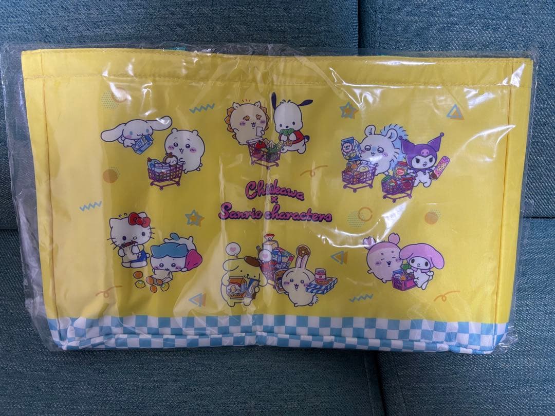 ちいかわ×サンリオキャラクターズ レジかごバッグ　イエロー