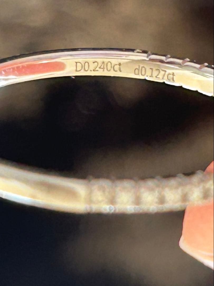 エメラルドカットダイヤモンドリング　　Au750