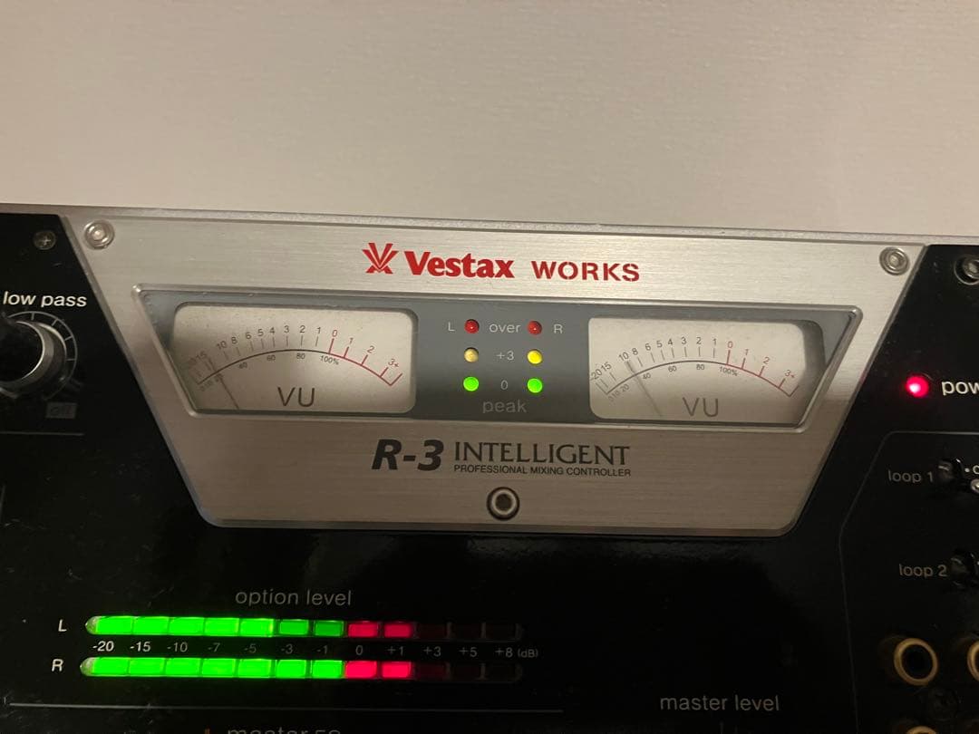 極希少・完動品】Vestax R-3 DJ Mixer 名機 生産数300台 - メルカリ
