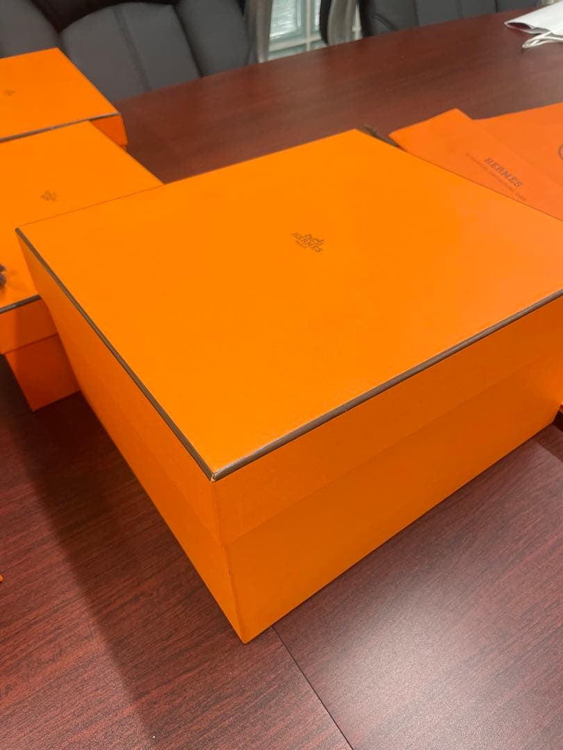HERMES エルメス 空箱 バーキン25一個，他空箱四つ巾着袋六つ