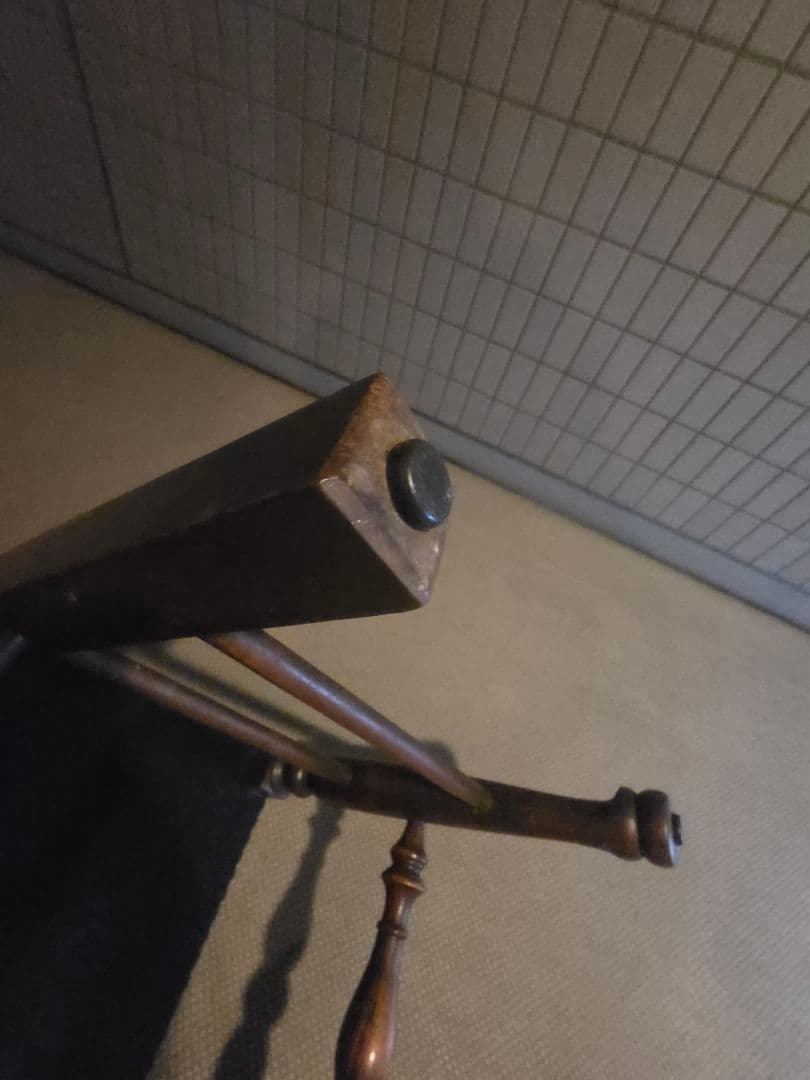 希少 セオドア アレクサンダー？ 木製スピンドルバック椅子 高さ約100cm