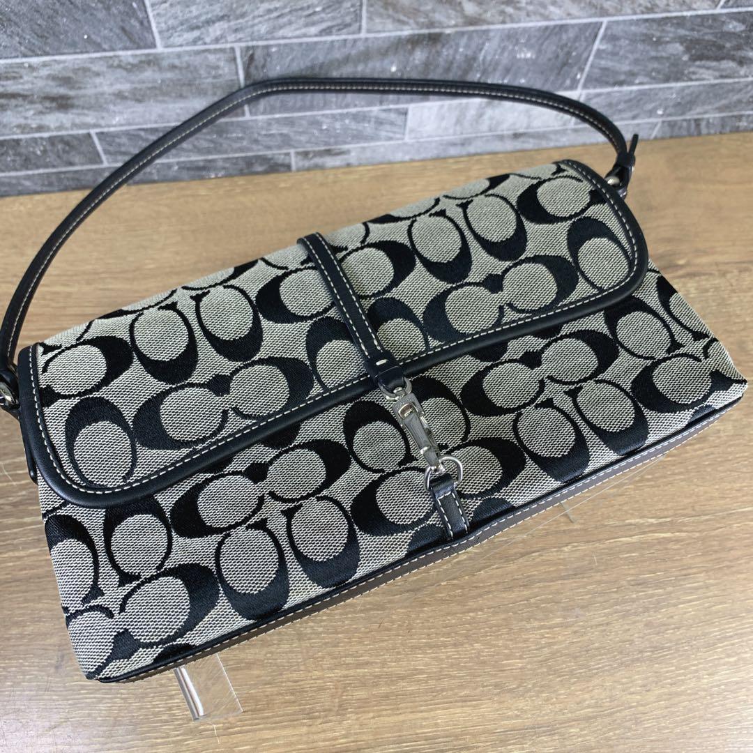 FROM JAPAN公式アカウント01　COACH シグネチャー ワンショ