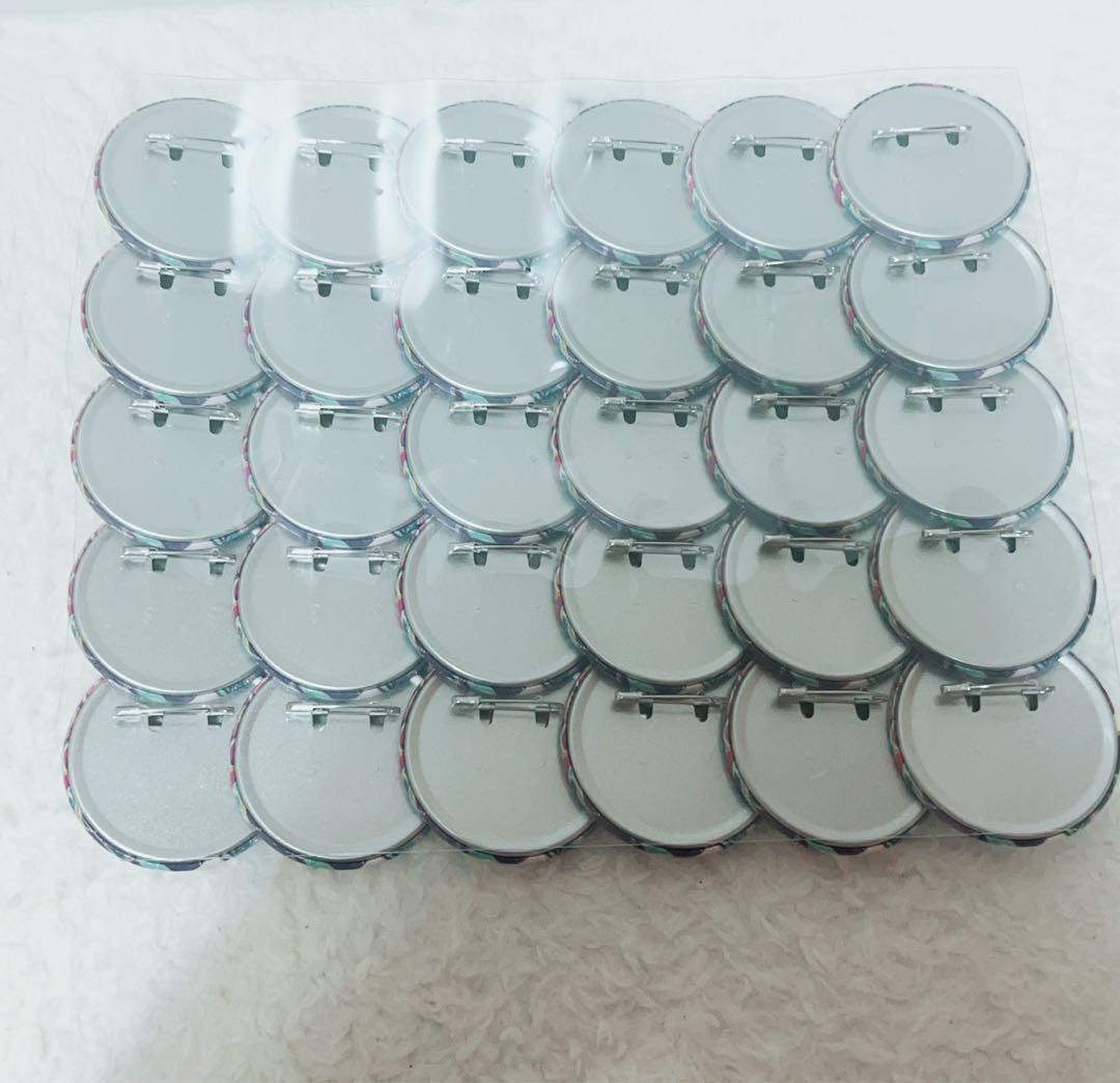 せいたろ　鳳えむ　プロセカ　プロジェクトセカイ　缶バッジ３０個