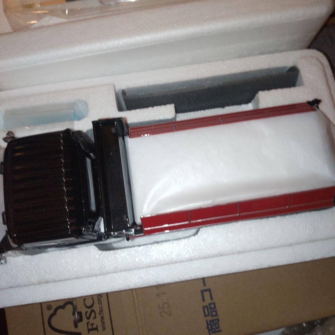 UDトラックス　クオンダンプトラック　1/43