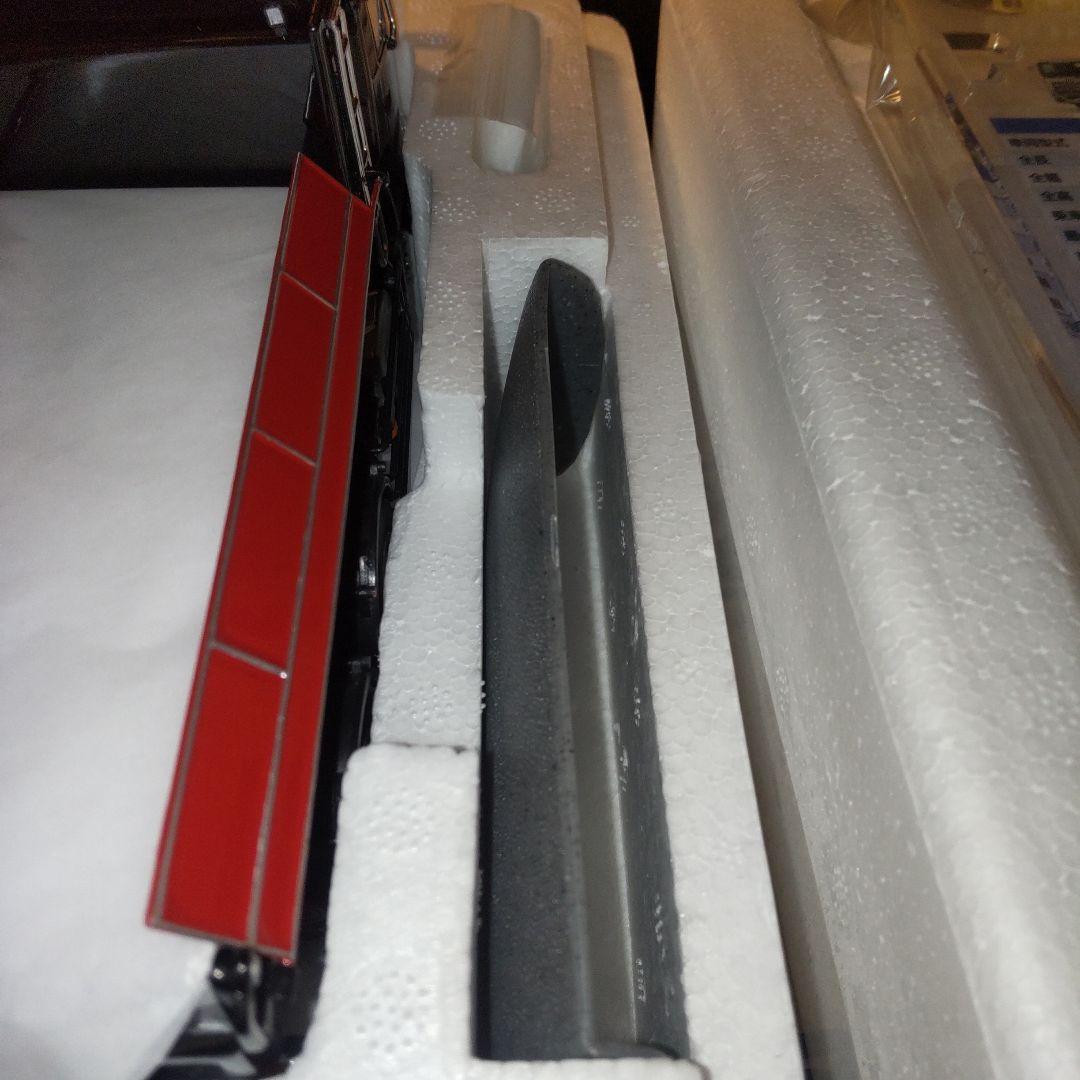 UDトラックス　クオンダンプトラック　1/43