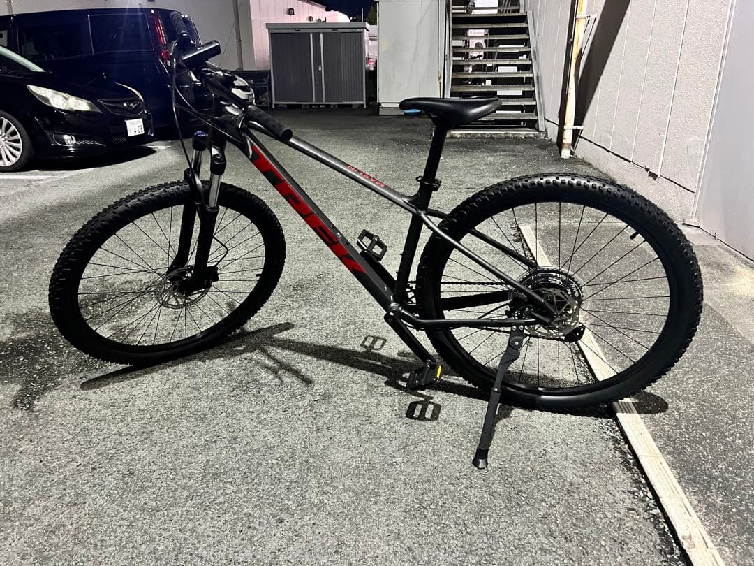 TREK MARLIN 5 29インチ（マウンテンバイク）