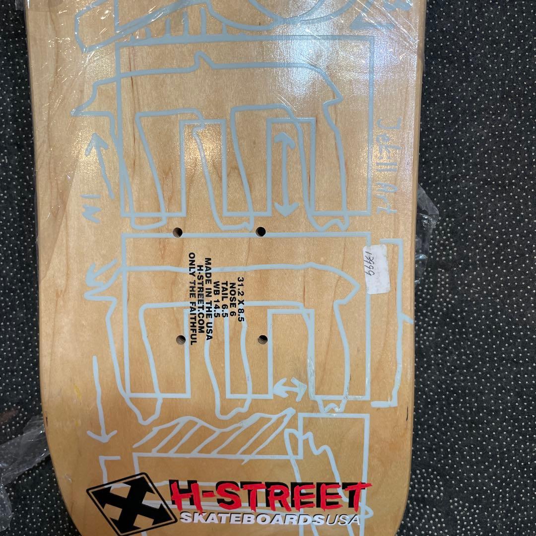 H-STREET Tonyスケートボードデッキ8.5インチ