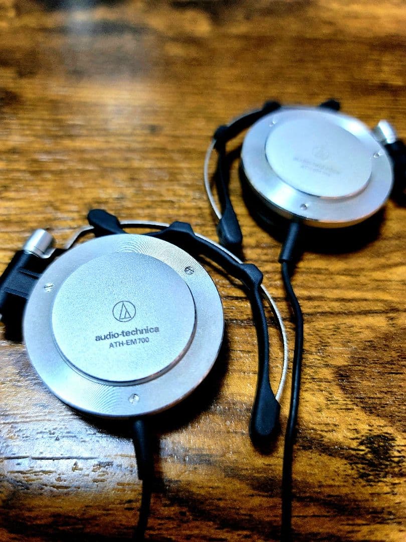 audio technica ATH-EM700 ヘッドホン ペルソナ3