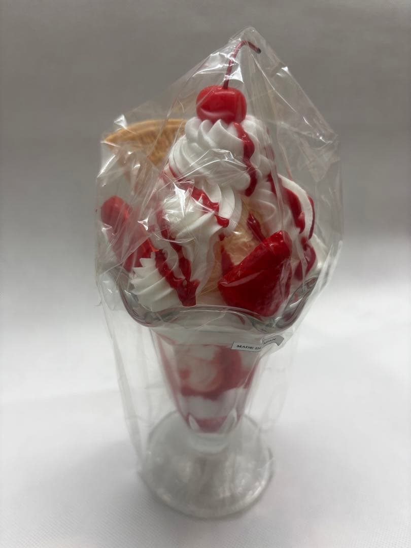 食品サンプル〔まいづる〕 苺パフェ