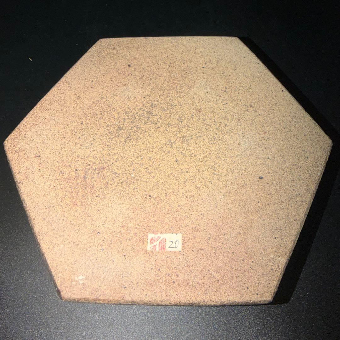 J*n様 伊藤東彦 布目大豆文陶筥 共箱 六角形