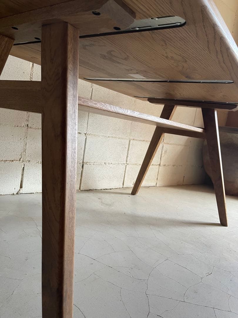 unico ADDAYウニコ アディ　ダイニングテーブル　オーク無垢材　棚板付