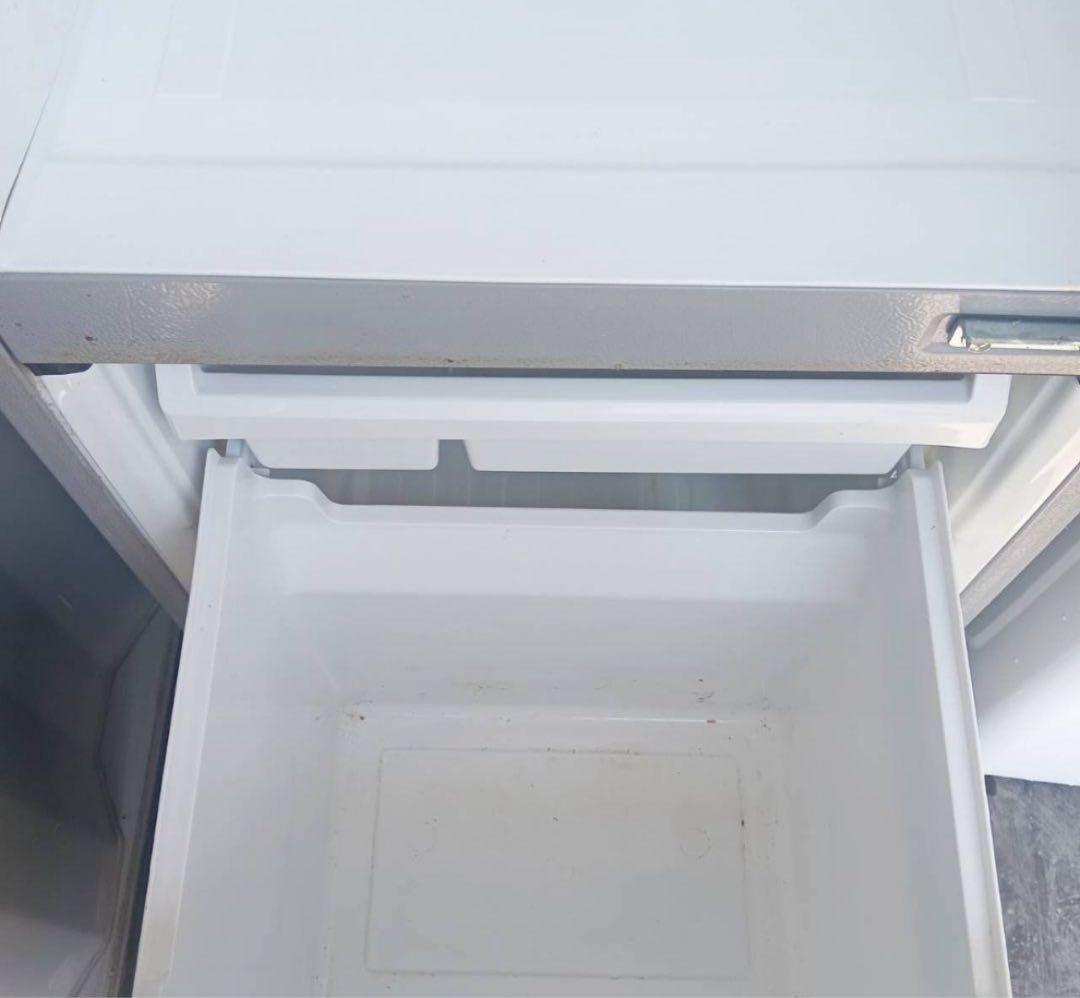 【値下げしました】AQUA シルバー 二ドア冷蔵庫