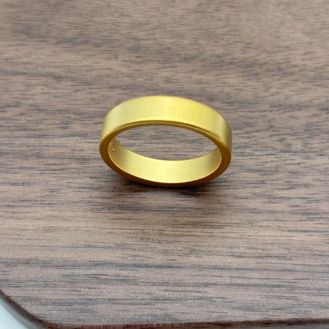 ⭐ 極美品 ✨K18金 ゴールド マット仕上げリング 4.4g
