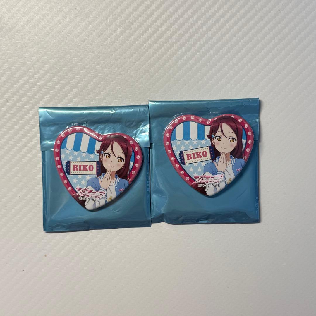 ラブライブサンシャイン Aqours 桜内梨子 ハート型缶バッチ 遊園地