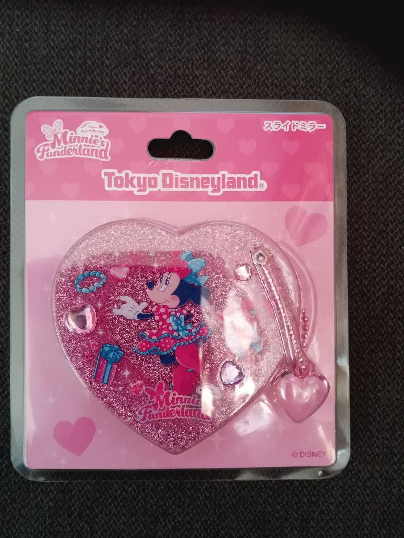 ミニーのファンダーランド　リボンのキーチェーン　カラビナ付き　パルパルーザ