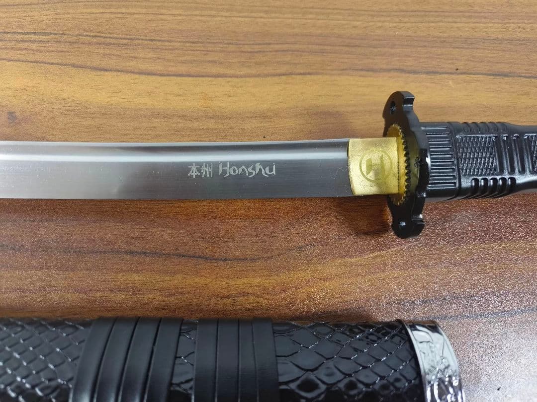 戦術風ハーフ 戦術刀 太刀 刀装具 日本刀 手鍛造打 鋼刀【希少】高級 鑑賞用