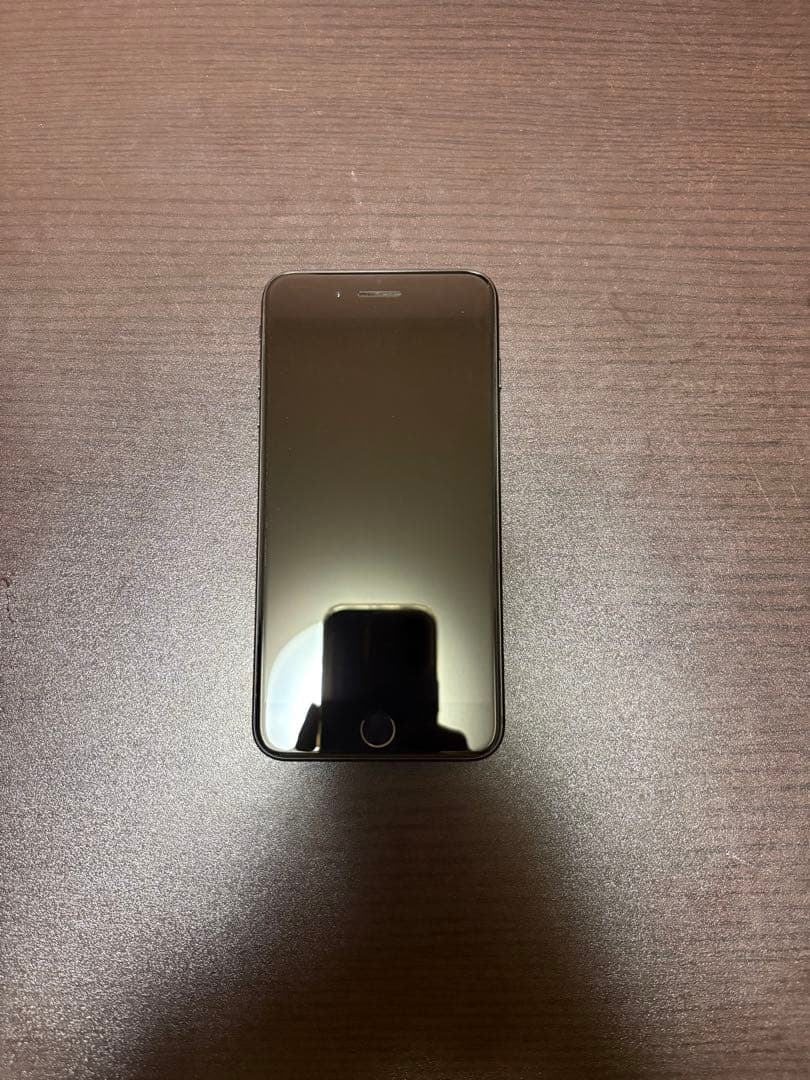 iPhone7 plus BLACK 128GB SIMフリー バッテリー82%