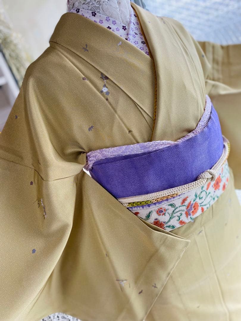 さとよ様❤️単衣 正絹 江戸小紋に小花柄】 - メルカリ