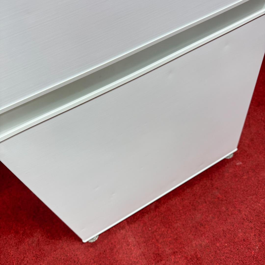 東京23区送料無料　超美品東芝2022年製3ドア冷蔵庫326L　洗浄/除菌済み