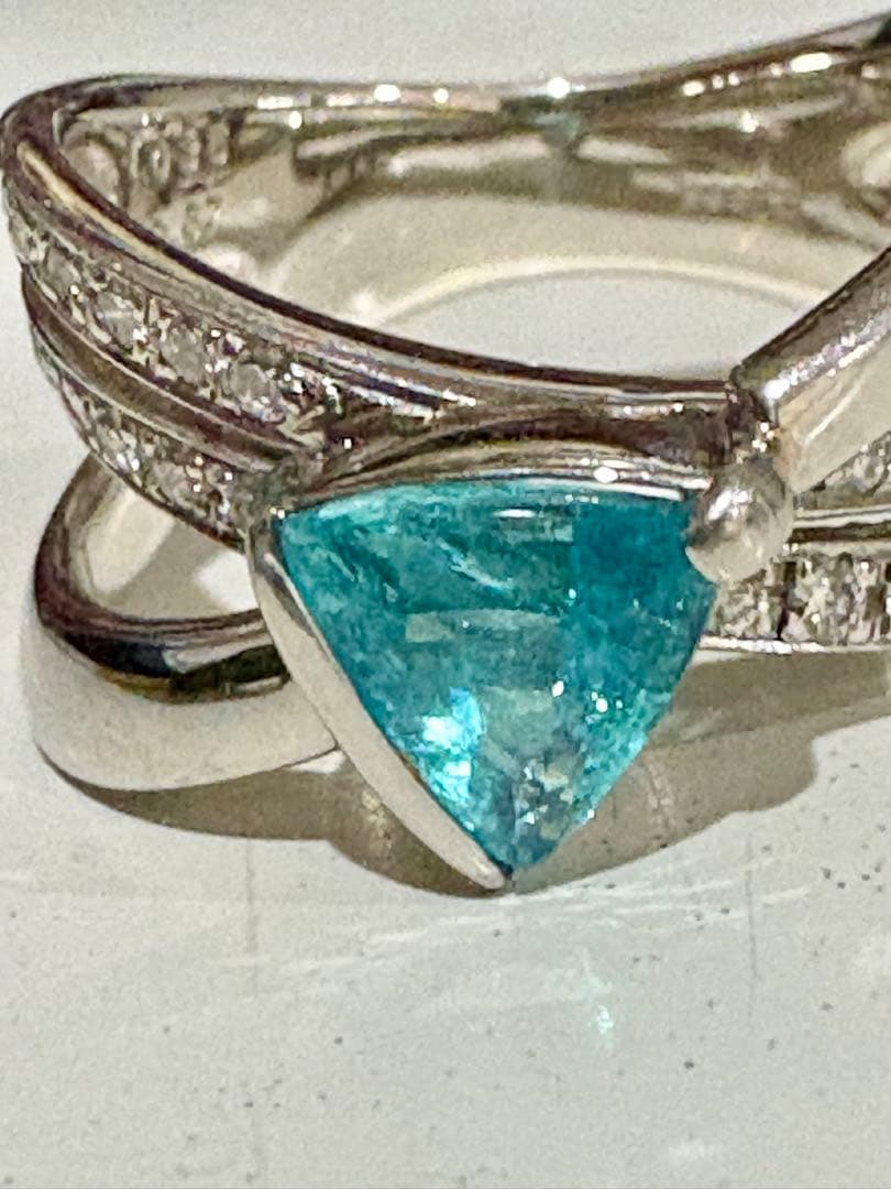 ブラジル産　パライバトルマリン リング　1ct PT900