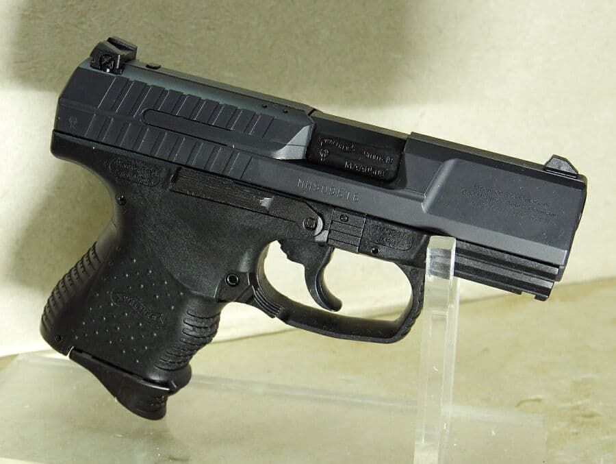 マルゼン ワルサーP99コンパクトブローバック グリップエクステンション付