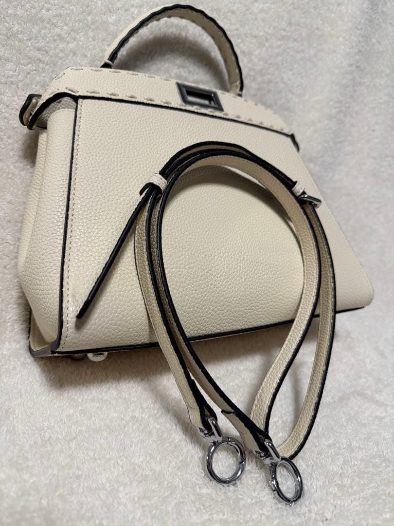 本革アイボリー レザー ハンドバッグ