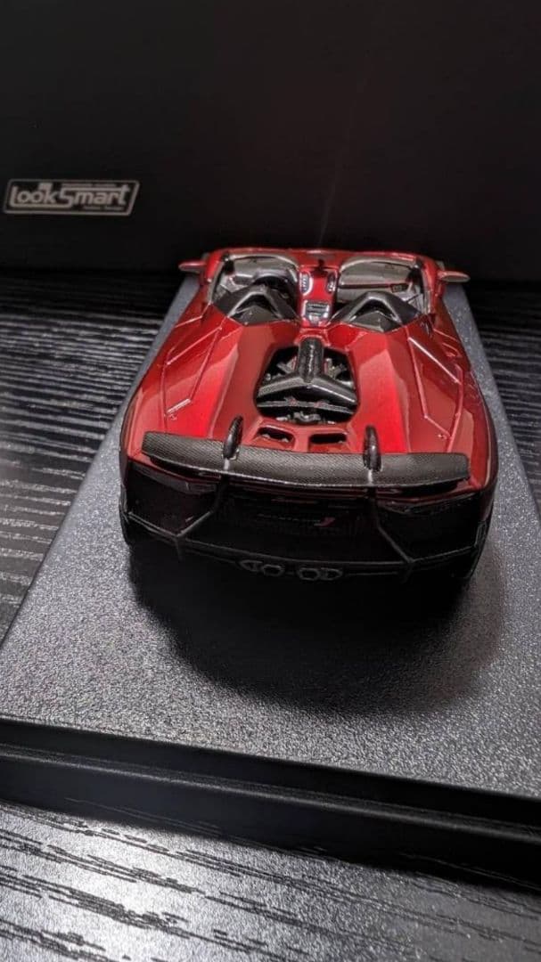 1/43 Looksmart ランボルギーニ Aventador J (Red) - メルカリ
