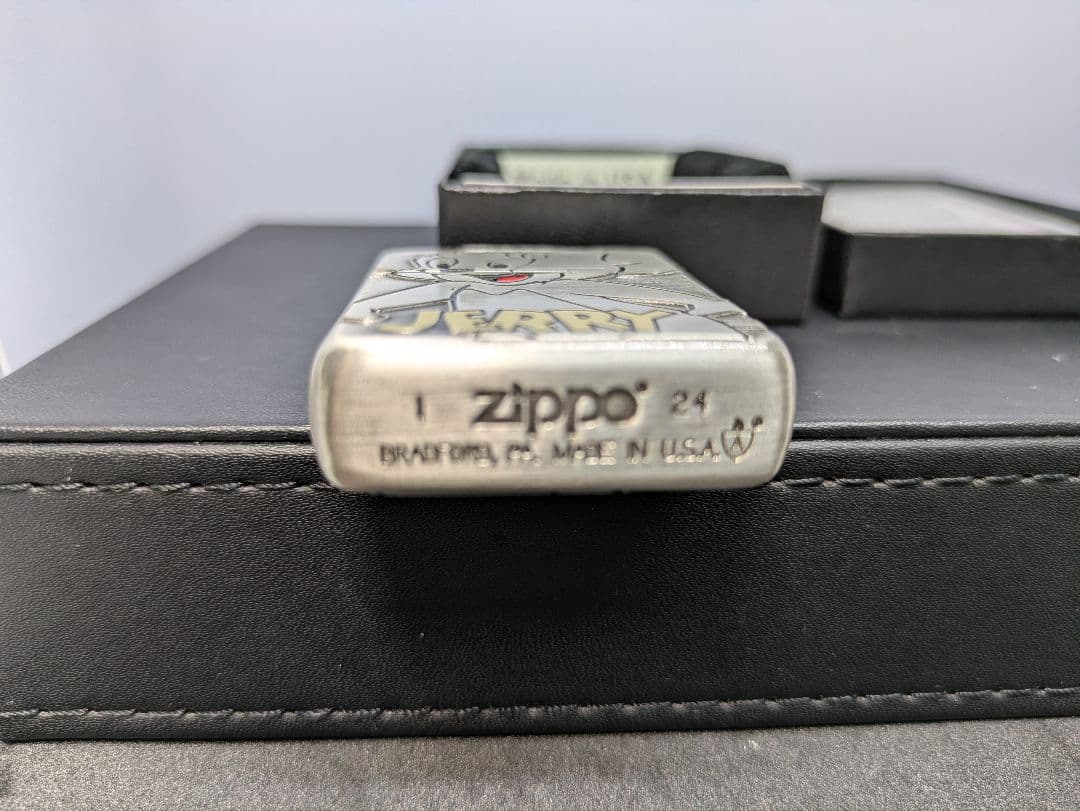 zi 148 トムとジェリー アーマー 未使用 ジッポー