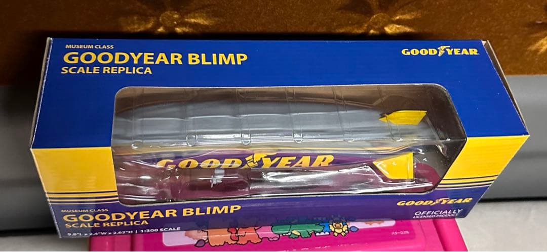 希少非売品 デコトラ GOODYEAR 飛行船フィギュア プラモ グッドイヤー