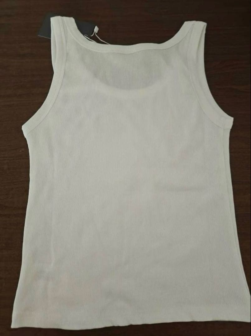 ashleywilliams 最終値下げタンクトップ