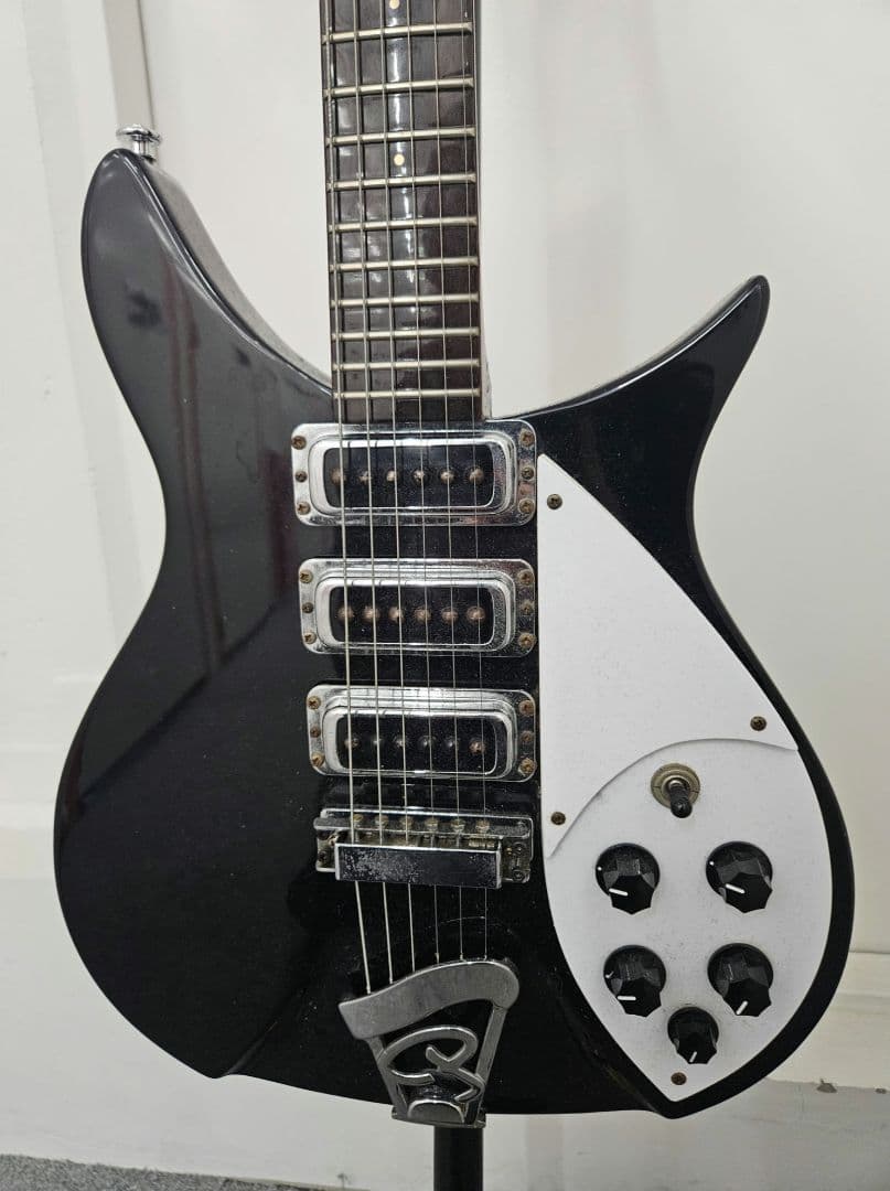 82年製ARIAPro2 Rickenbacker 320 レプリカ