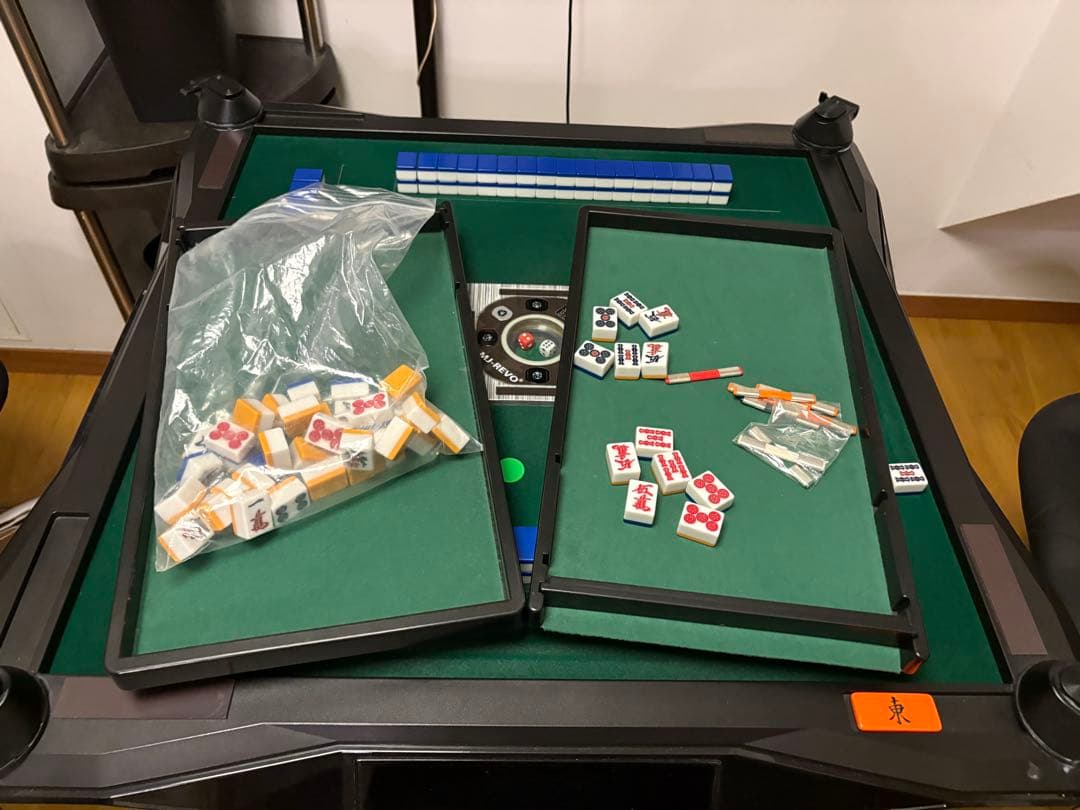 (値下げ交渉対応)点数表示 全自動麻雀卓 MJ-REVO LIVE 28ミリ牌