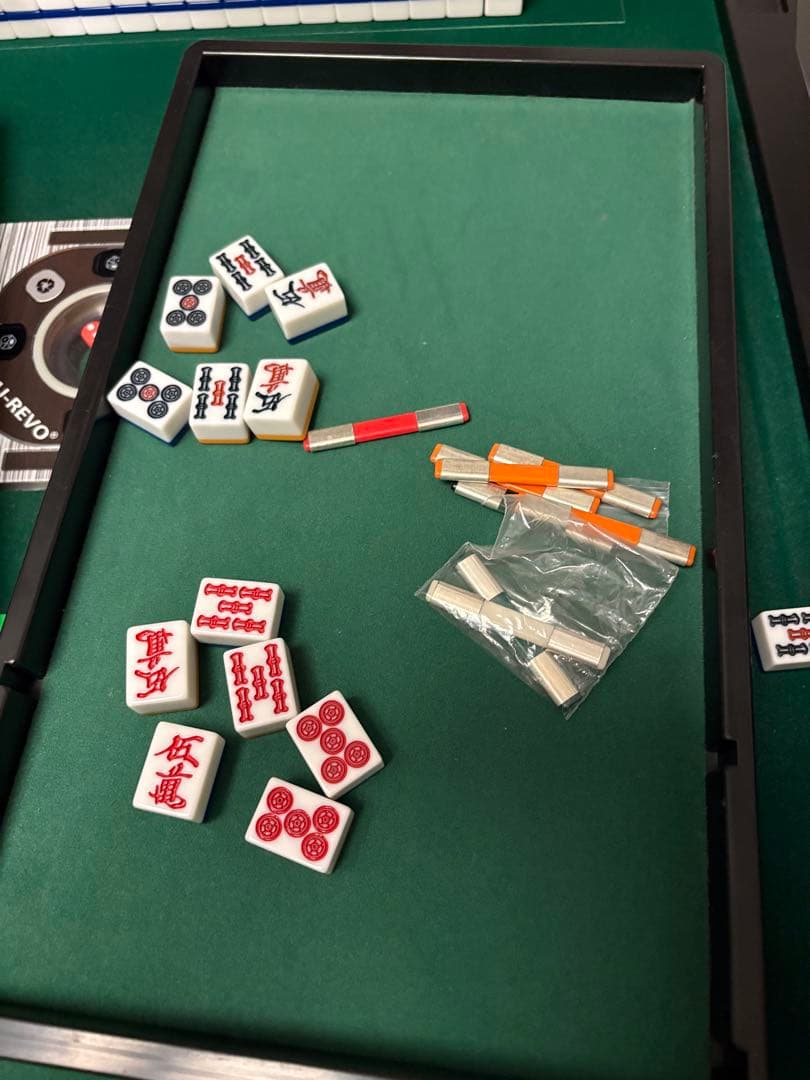 (値下げ交渉対応)点数表示 全自動麻雀卓 MJ-REVO LIVE 28ミリ牌