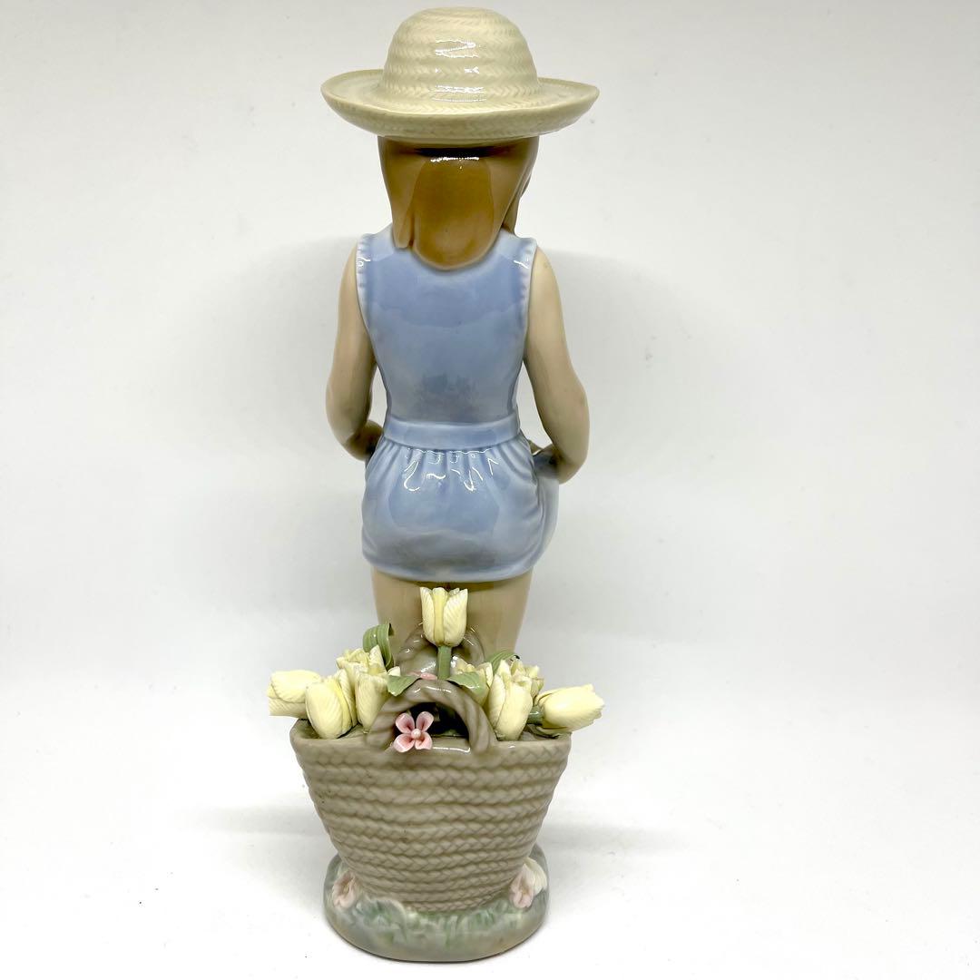 リヤドロ LLADRO スカートに花いっぱい フィギュリン 少女 インテリア