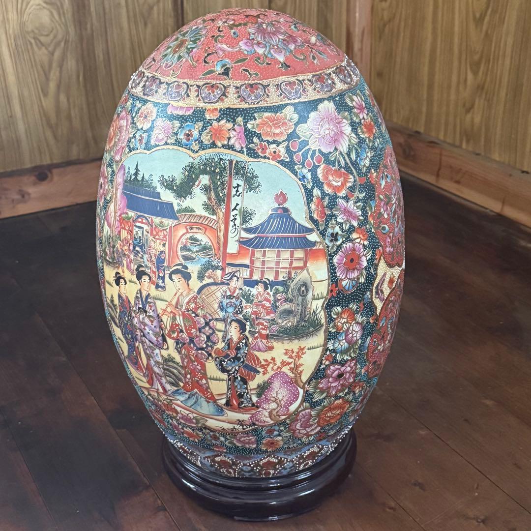 輸出薩摩 豪華絢爛 薩摩焼 金襴手遊女図 卵型置物 床飾物 古美術