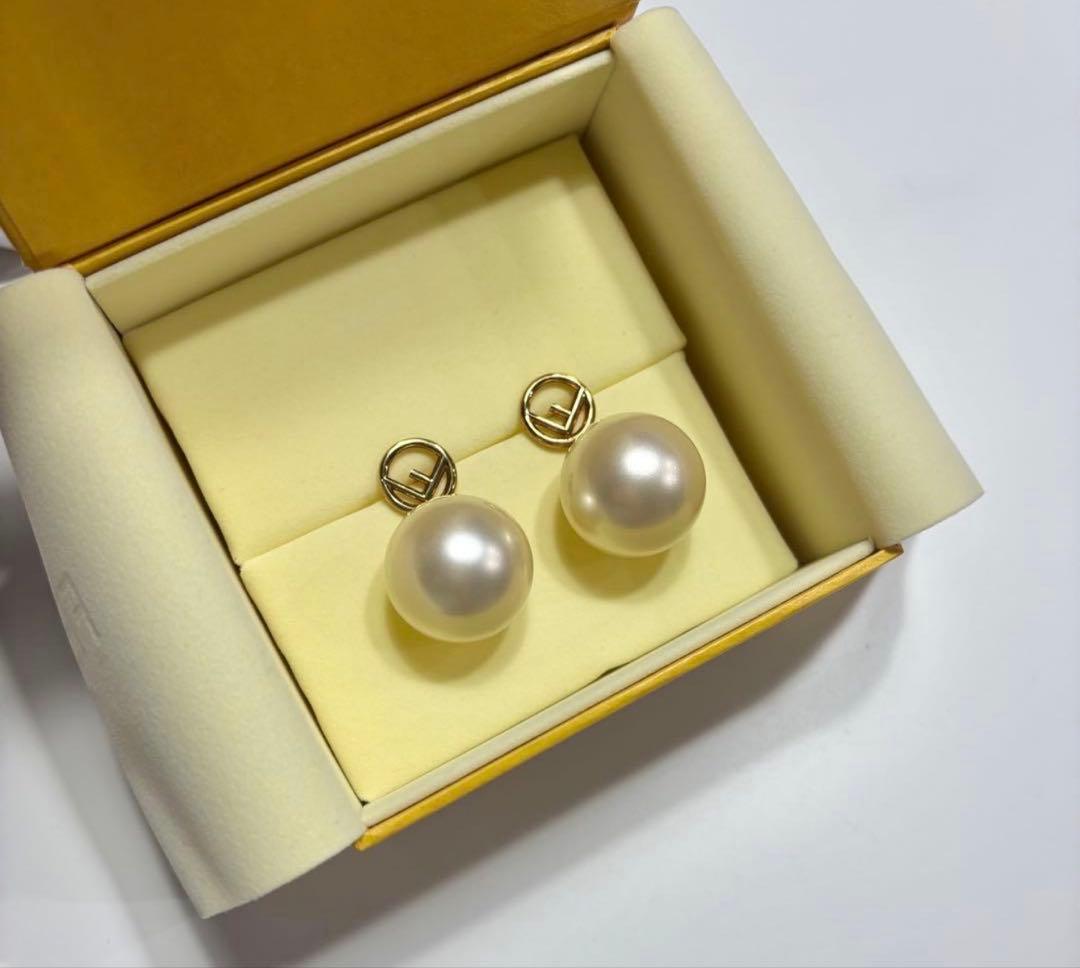 FENDI フェンディ パール ゴールド ピアス 両耳約2.5cm