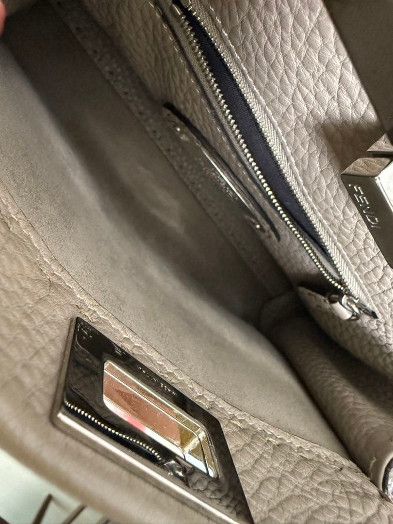 Nanana　FENDI ピーカブー　スモールサイズ　グレージュ