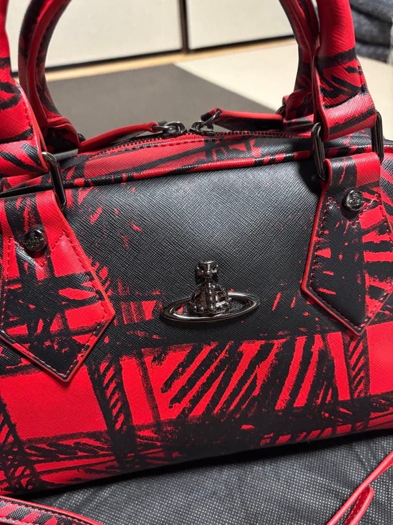 【新品未使用タグ無し】Vivienne Westwood バッグ