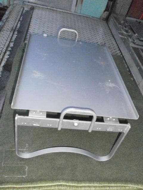 米軍 アルミ製 フォールディング テーブル MEDICAL TABLE - メルカリ