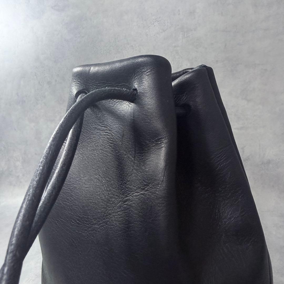 モルミルス mormyrus レザー 巾着バッグ 本革 巾着ショルダー 黒